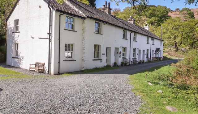 HIGH STILE, pet friendly, character holiday cottage in Rosthwaite