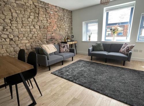 High Street Apartment