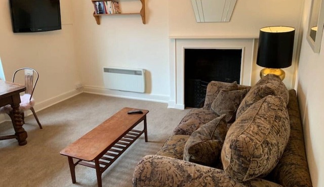 High street flat in the heart of Sherborne