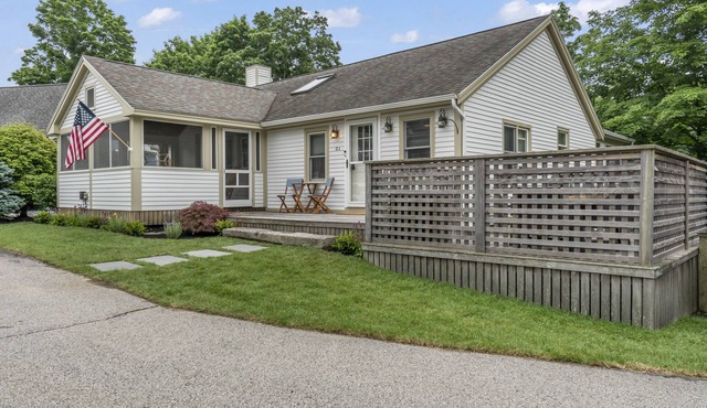 High Tide Cottage is located in town and just steps from Ogunquit Beach!