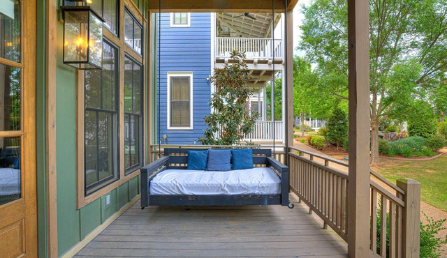 High Tide House | 4BR | Sleeps 10 | Pool + Hot Tub