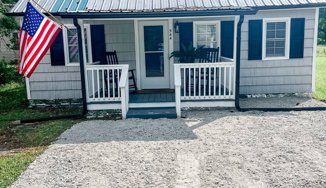 High Tider Matchmaker - Cozy 1 Bedroom Home in the Heart of the Harkers Island