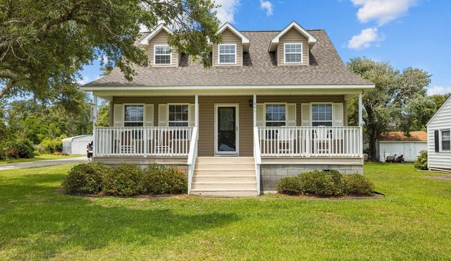 High Tider-Pet Friendly Home in Harkers Island, NC