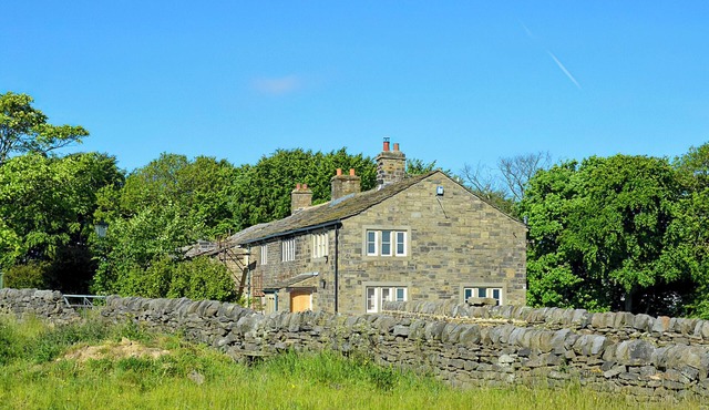Higher Kirkstall Wood Farm