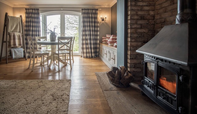 Highfield - 3 Bed - Llanmadoc