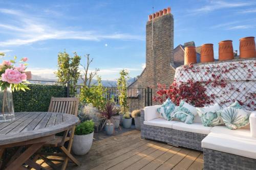 Highgate Maisonette with Roof Terrace