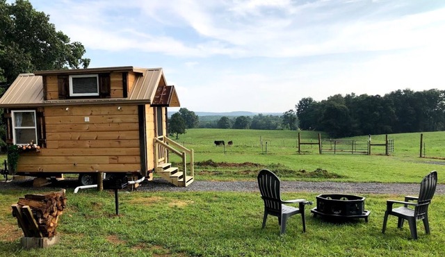 Highland Cottage at Little Tail Farms