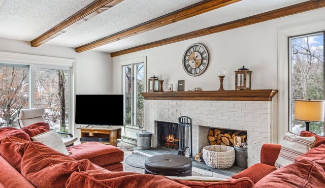 Highland Golf Course Getaway - Fairway Village 5B