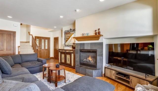 Highland Greens 71: Townhome In Breckenridge, Private Hot Tub with Great View.