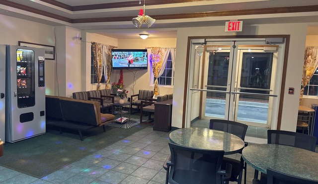 Highland Inn Peculiar
