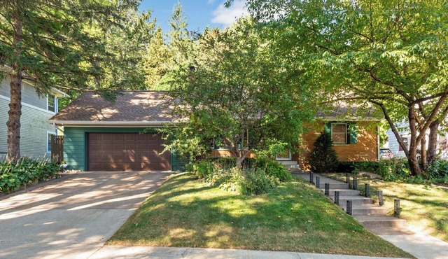 Highland Park Oasis: 2BR Home w/Yoga & Meditation Hut