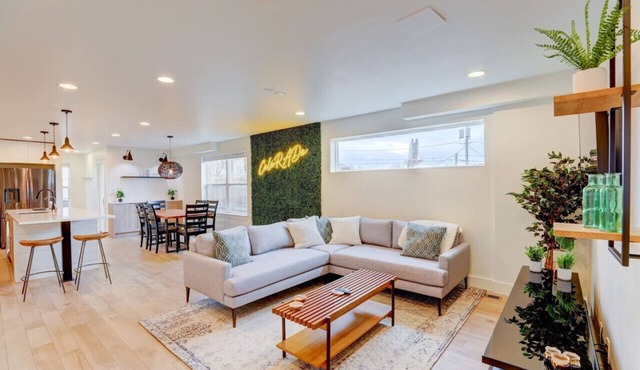 Highlands Area | Close to DT | Getaway to Mtns!