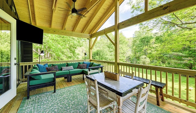 Highlands Cabin| Tubing, Trails & Highlands Charm