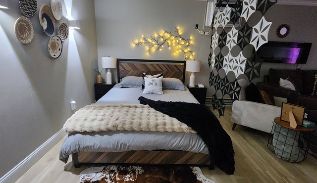 Highly Rated for Cleanliness, quiet/cozy space near St Mary's
