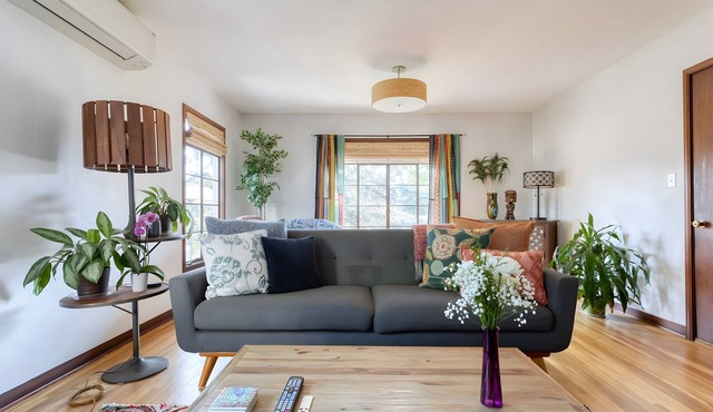 Highly reviewed, now with nextdoor construction dIscount! Book now, don't miss!