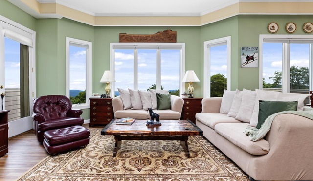 Highridge Court 08 with Wintergreen Advantage