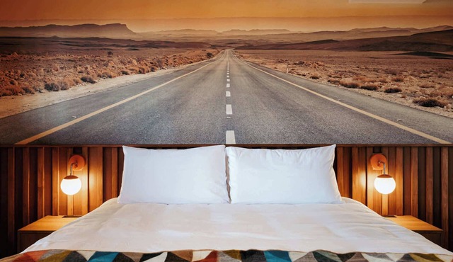 Highway Daydream | La Vista Motel | 106