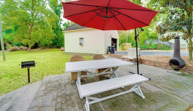 Hike & Bike On-Site: Burgaw Apt - 4 Mi to River