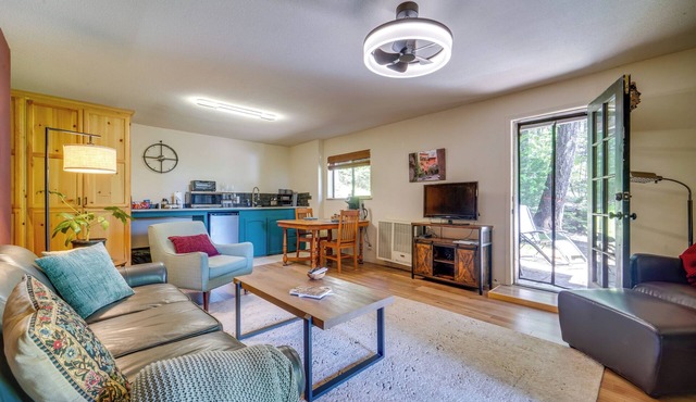Hike, Bike & Swim! Wooded Retreat in Nevada City