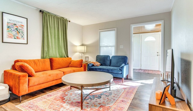 Hike, Boat & Fish: Dog-Friendly Robinson Home