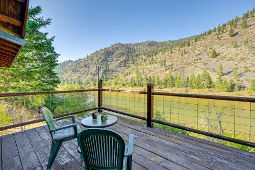 Hike, Fish and Unwind Remote Escape in Montana