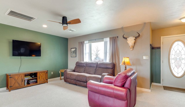 Hike, Fish & Golf! Pet-Friendly Home in Choteau