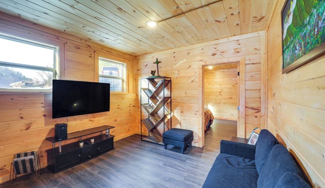 Hike, Fish, Sip & Ski: Quiet Apt in Mountain City