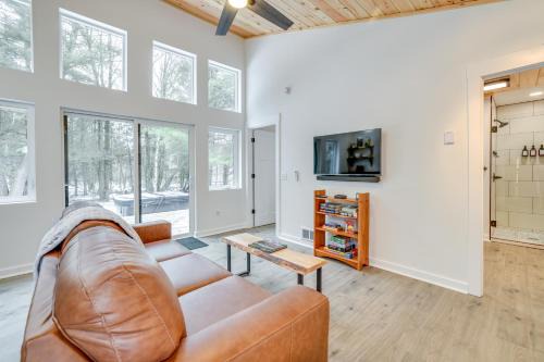 Hike, Fish & Unwind: 2-Cabin Retreat in Hersey