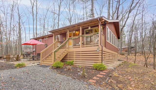 Hike & Golf! Family Home 15 Mi to Berkeley Springs
