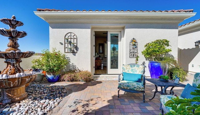 Hike & Golf: Tucson Couple's Retreat w/Mtn Views!