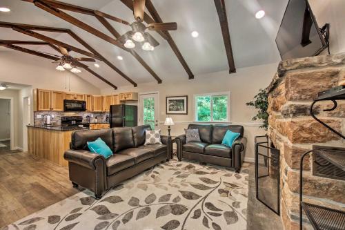 Hike, Hunt and Unwind Cozy Cabin Near Hersheypark