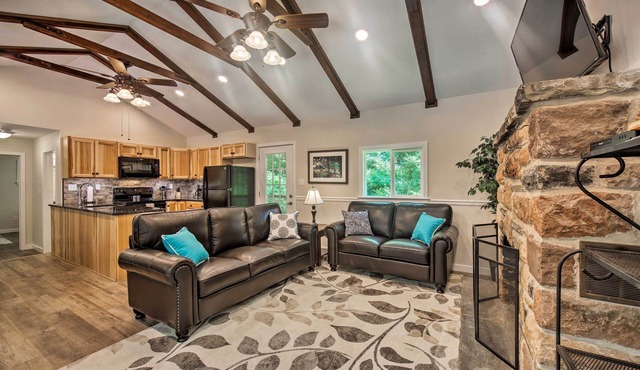 Hike, Hunt & Unwind: Cozy Cabin Near Hersheypark