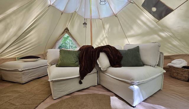 Hike-In Stargazer Tent in Secluded "Hollar"