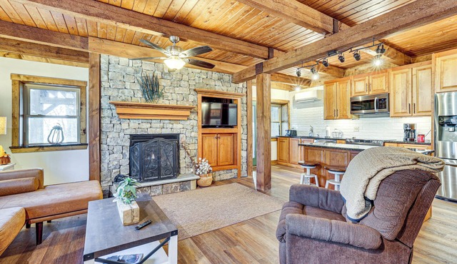 Hike & Relax Fireside: Peaceful Gem in Soddy-Daisy