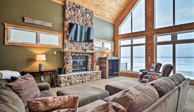 Hike & Ski! Family-Friendly Lake Mitchell Oasis