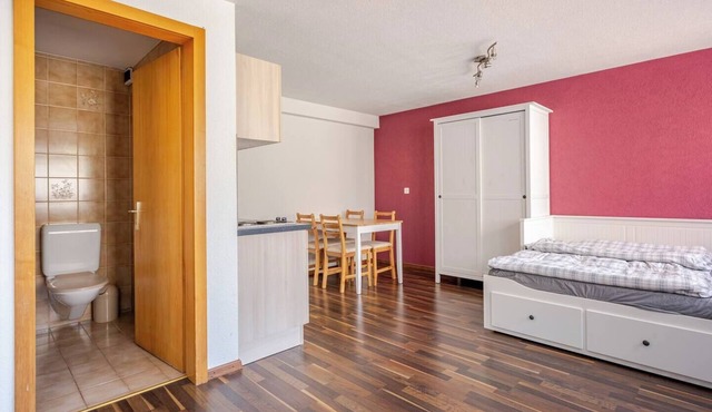 Hike & sleep in Valais: cleaning included!