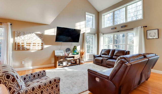 Hike, Swim, Ski & More: Pocono Paradise!