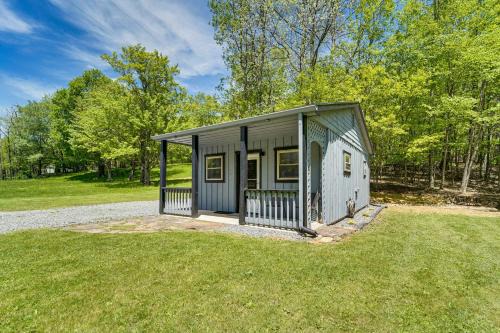 Hike to Hot Springs! Monterey Cabin on 4 Acres
