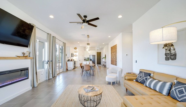 Hiker's Retreat w/Furnished Patio in Rimrock!