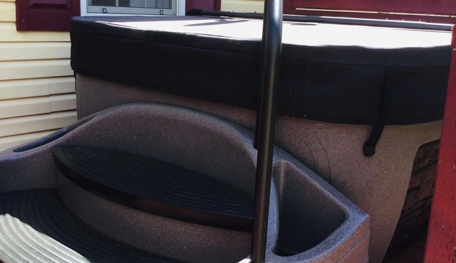 Hikers Suite Private Hot Tub Cabot Trail, Pleasant Bay ,N.S.