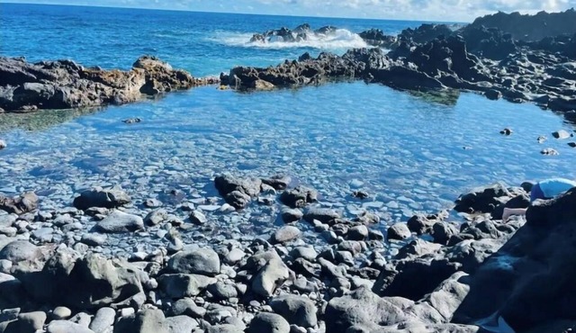 Hikina Shore Getaway. nA Coastal+Jungle Stay