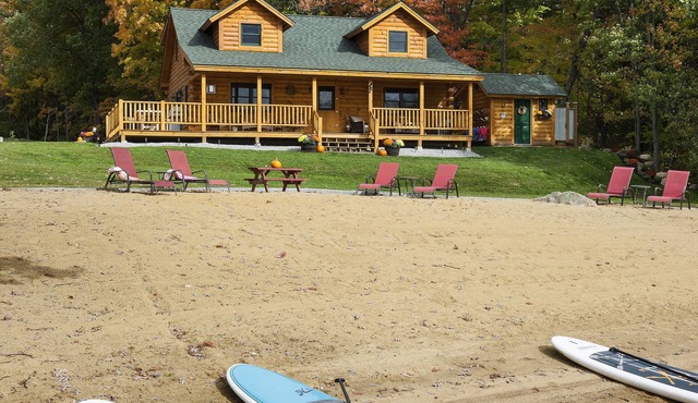 Hiking, fishing, boating, ask about stay 2 get one free, one min to Lake Estate