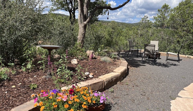 Hiking, mt biking, 44 acres to explore, 20 min outside of Santa Fe