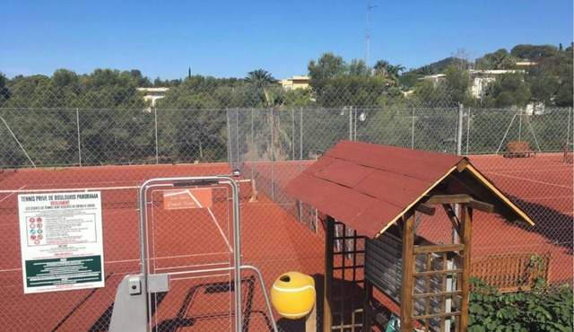 Hiking, swimming and tennis Boulouris Panorama Saint-Raphaël