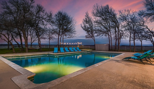 Hill Country Estate: Pool, Trails & Stargazing