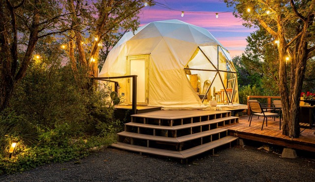 Hill Country Glamping Dome w/Hot Tub, Gym, Sauna & Cold Plunge