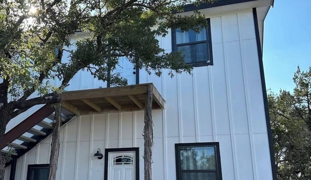 Hill Country Haven – Clean & Cozy 2BR Retreat- Newly Reopened!