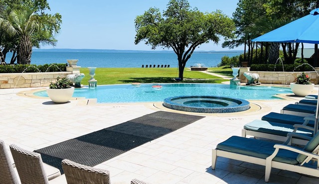 Hill Country Paradise Resort at Lake Buchanan - 1hr from Austin