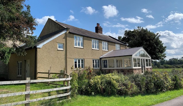 Hill Farm Studio near Shrewsbury. Pet-friendly and on The Shropshire Way!