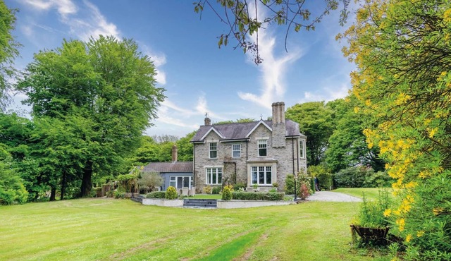 Hill House Country Estate - Princes Gate, Narberth